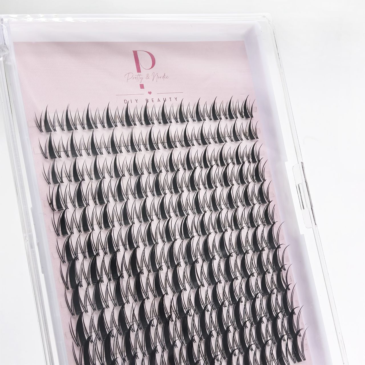 Anime Lash Clusters (Not pre-glued)